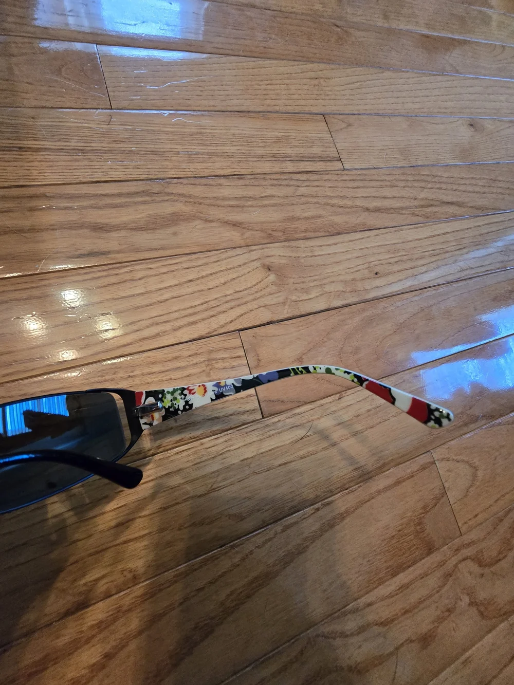 Vera BRADLEY SUNGLASSES